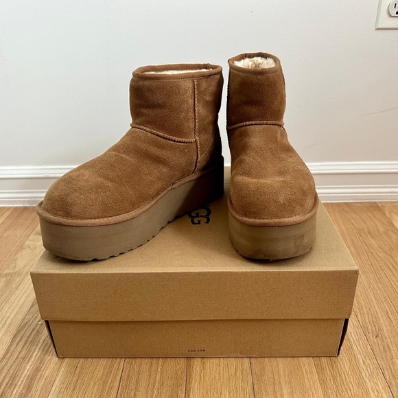 UGG Classic Mini Platform in Chestnut - Picture 3 of 11